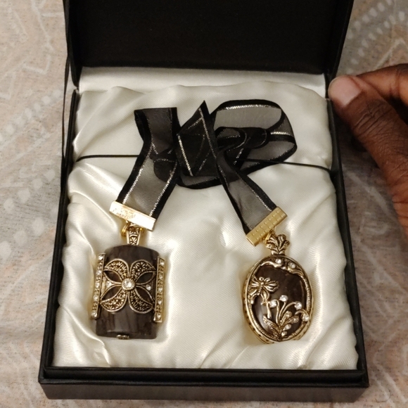 Marble Bookmark - Picture 2 of 3